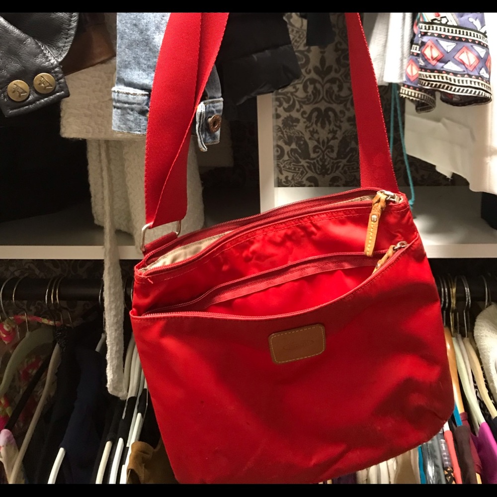 COPY - Briccs crossbody traveler